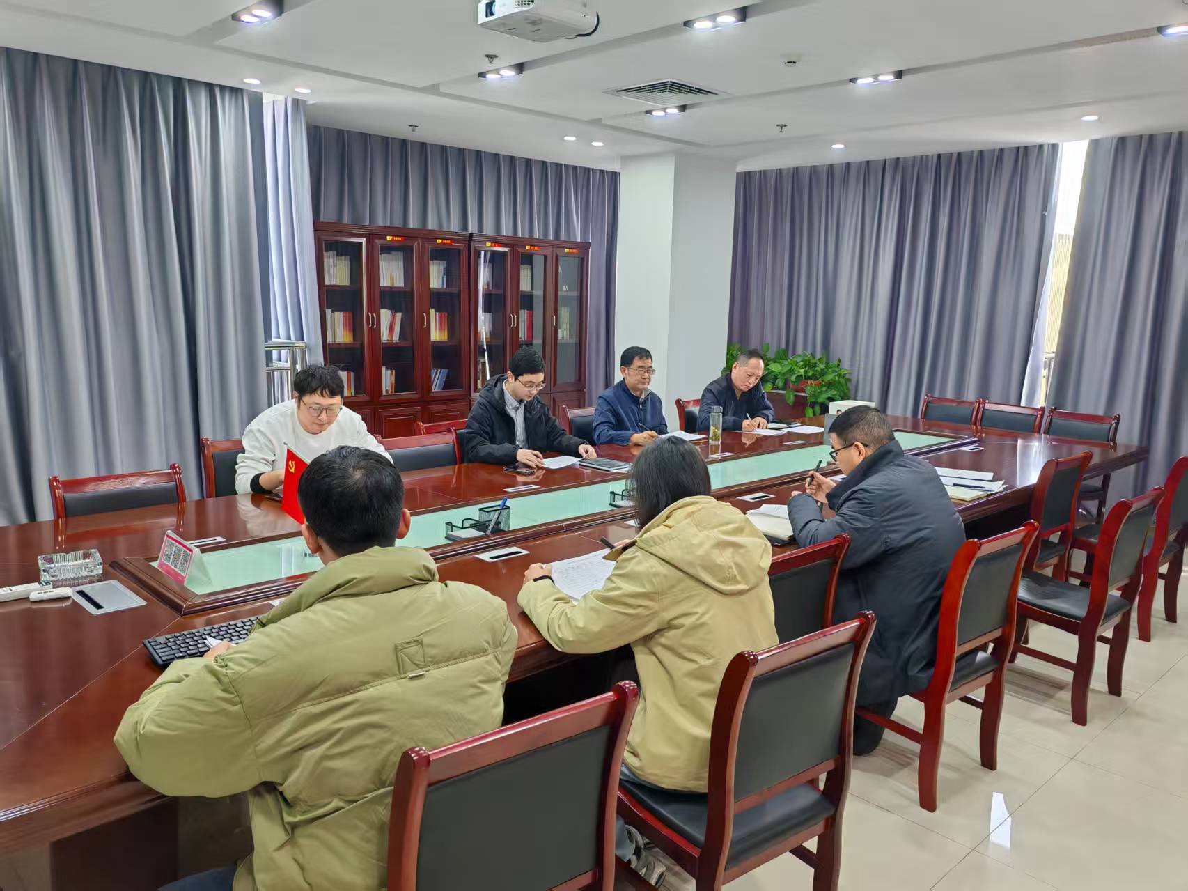 產(chǎn)投1 產(chǎn)投1