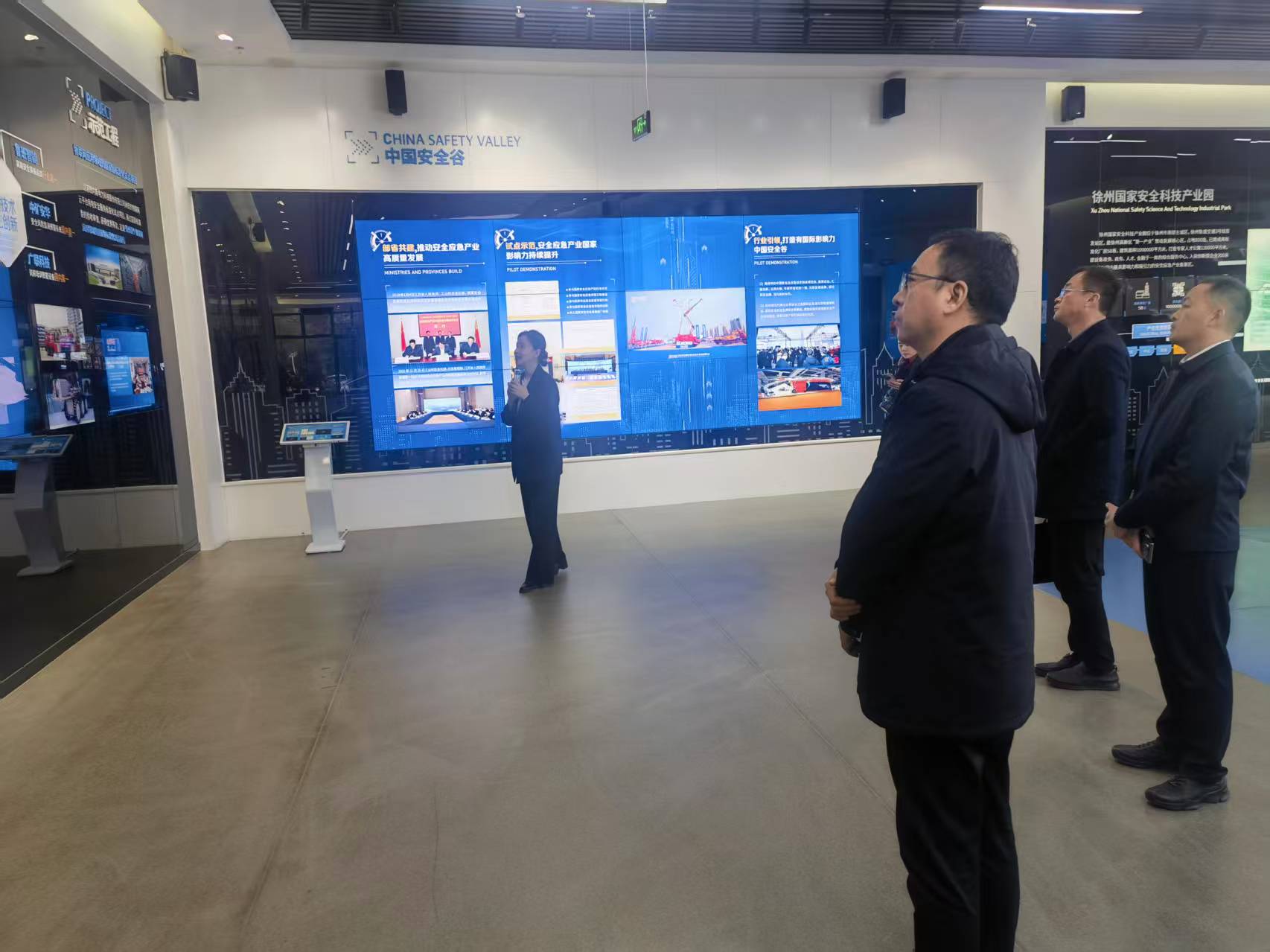 c2d89f61a1495944a56ff20a1ff2a2a5